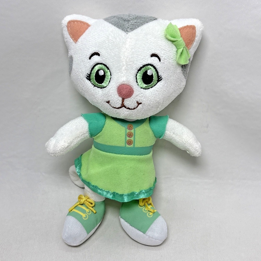 PBS Daniel Tiger‎ Neighborhood Katerina Kitty Cat Plush Stuffed Doll Green 7"